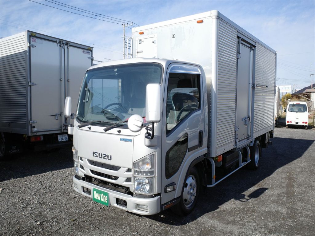 2SG-NLR88AN 3000ccハイブリッド　最大積載量1200Kg 車両総重量4950Kg 旧オートマ限定普通免許で運転できます！