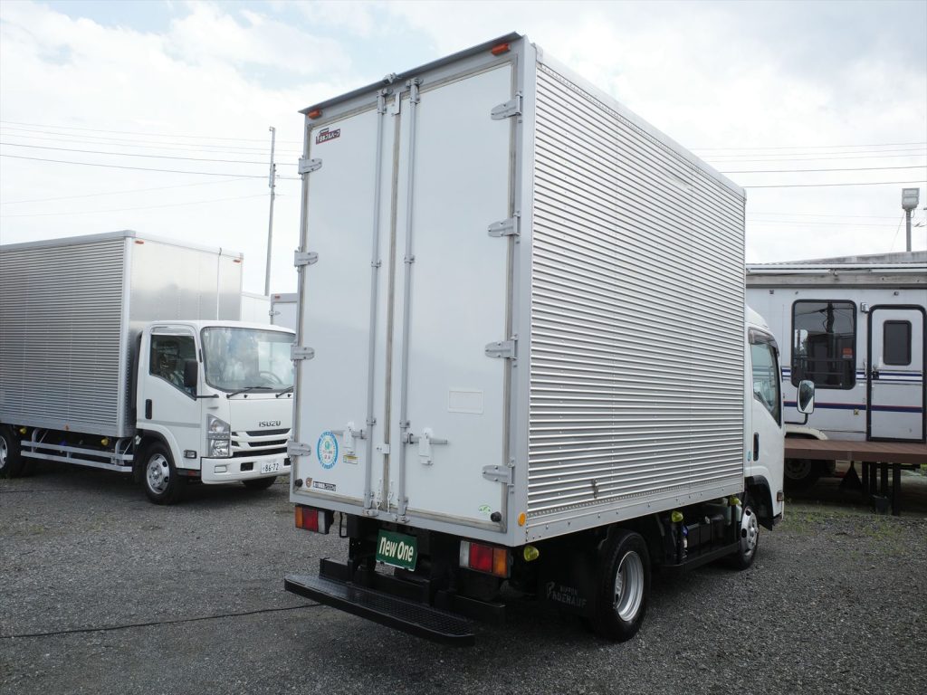 車両総重量4945Kg 旧オートマ限定普通免許で運転できます!