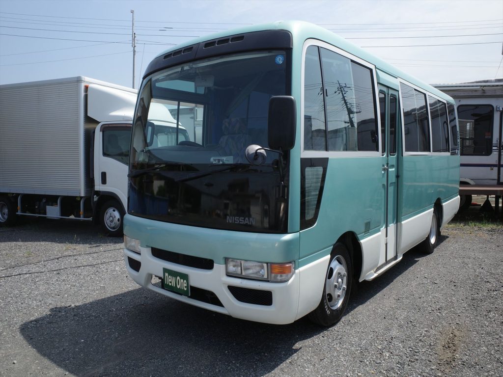 10人乗り車両総重量4390Kg 旧オートマ限定普通免許で運転できます!希少なターボ車!エンジン型式 TD42ターボ