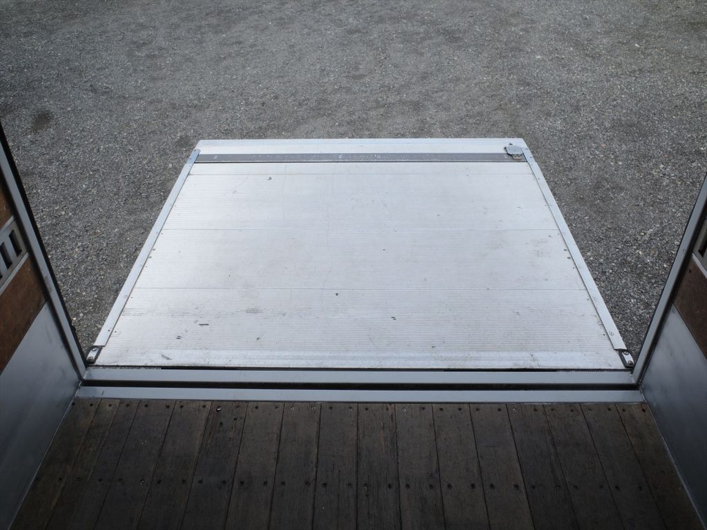ゲート寸法長さ158cm ストッパー有効長130cm 幅180cm
