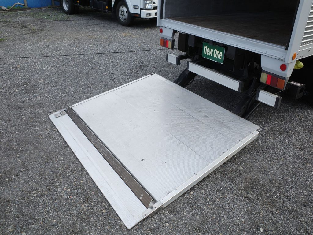 ゲート寸法長さ158cm ストッパー有効長130cm 幅180cm