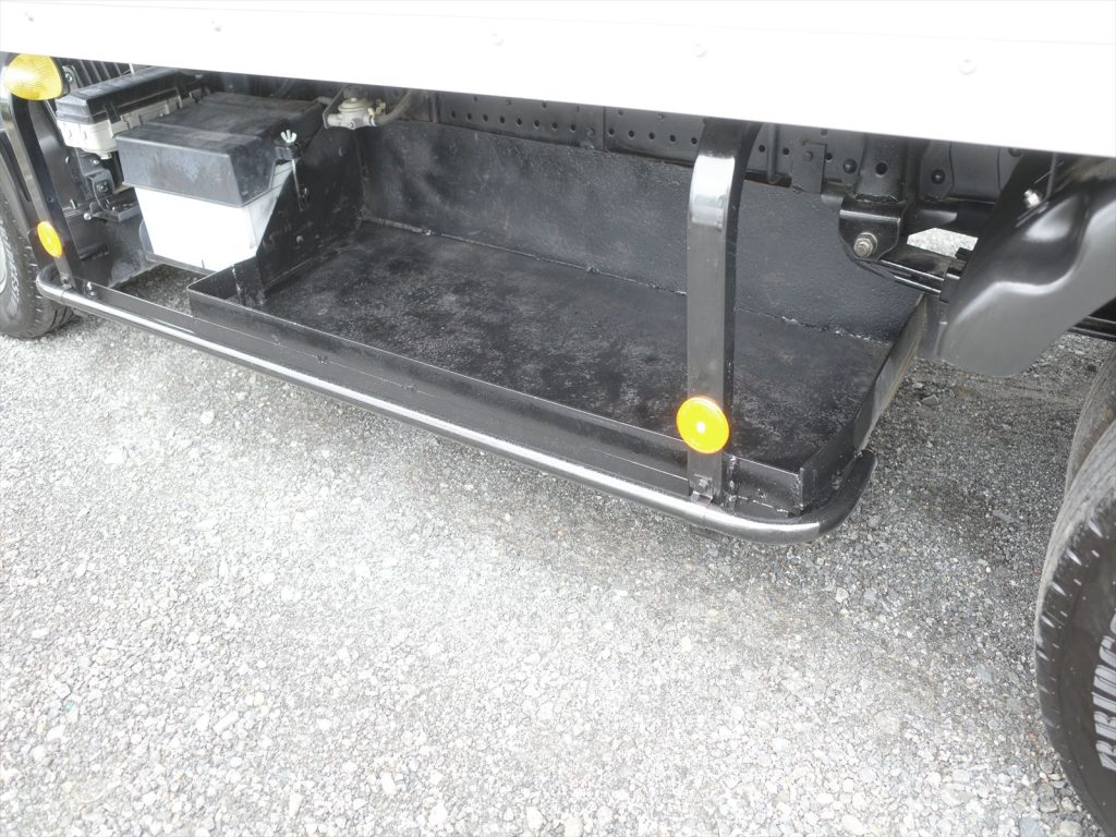 下回りも大きなさびも無く状態良好です!