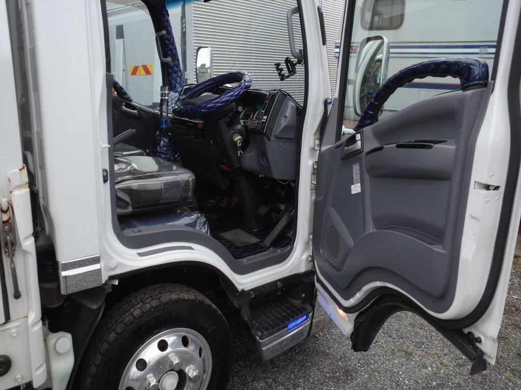 とてもきれいなお車です!