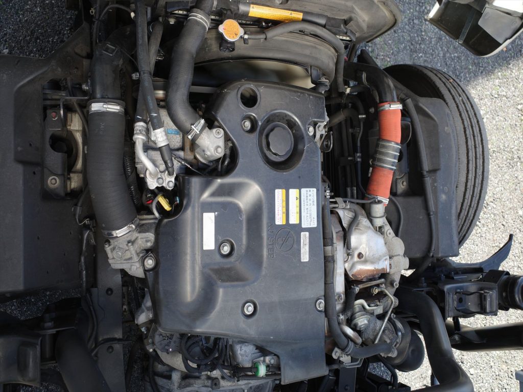 3000ccディーゼルターボ　エンジン型式4JJ1 エンジン機関も状態良好です！