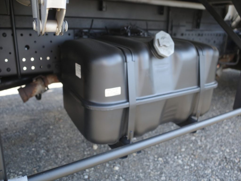 タンクは100リットル