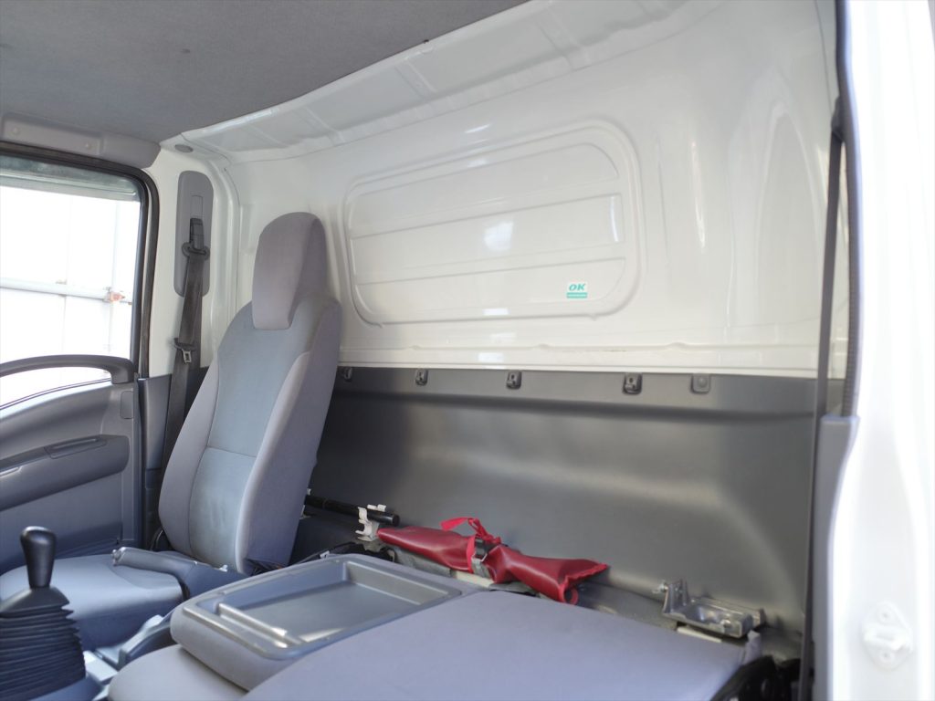 このとおりヤニ汚れも無くとてもきれいなお車です！