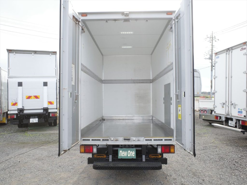キタムラ製パネルバン 荷室内寸 長さ325cm 幅175cm 高さ204.5cm 門高195cm ラッシング1段 載せ替えなしの当年物です!状態良好です!荷室内水抜き穴2個!