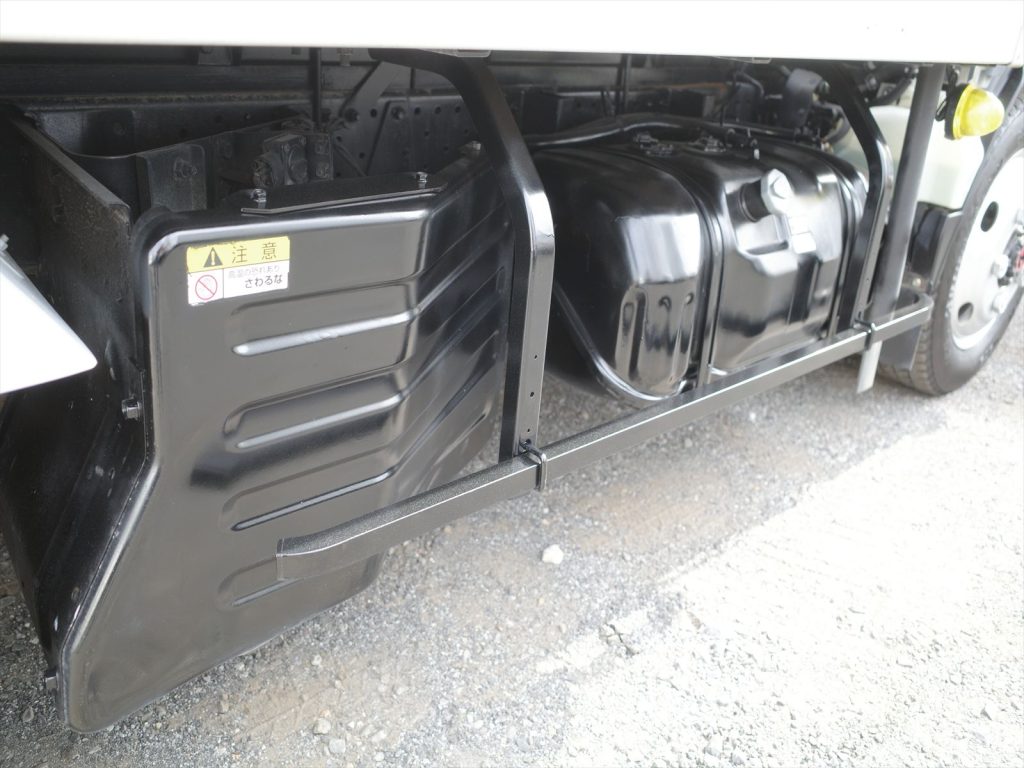 下回りも大きなさびも無く状態良好です!