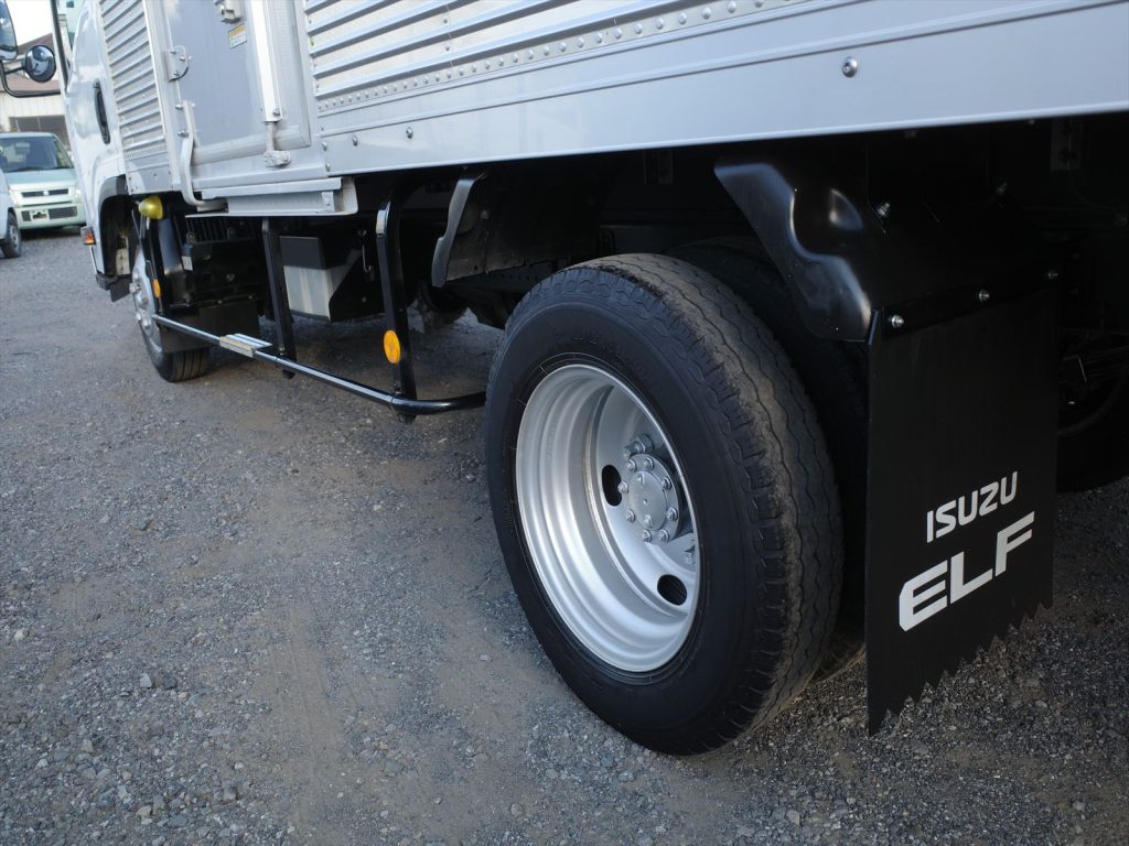 下回りも大きなさびも無く状態良好です!