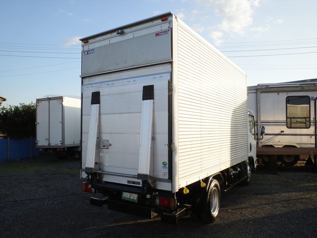 最大積載量2950Kg 車両総重量6315Kg