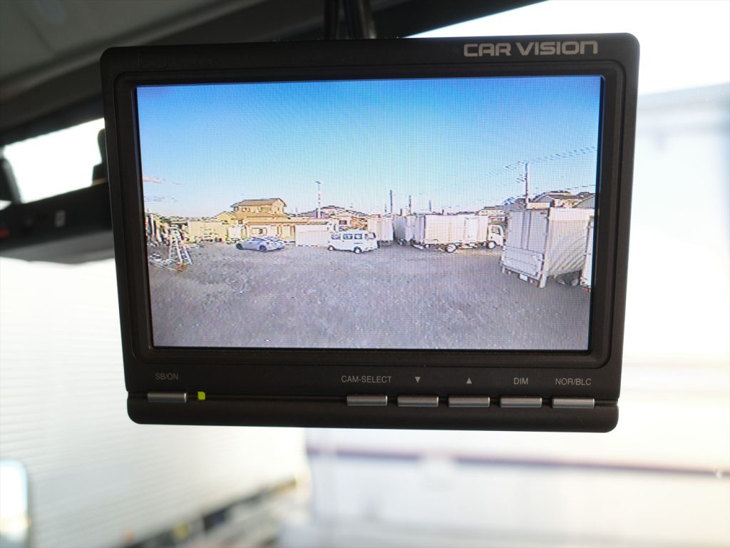 バックカメラも装備されております!