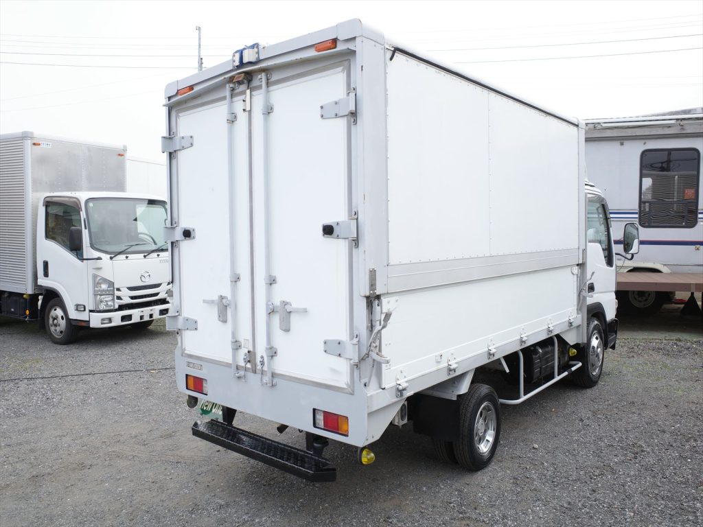 最大積載量1000Kg 車両総重量3275Kg 新普通免許で運転できます!