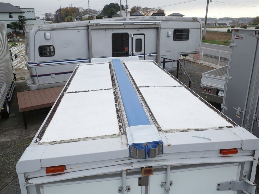ウイングも雨漏れなどございません!
