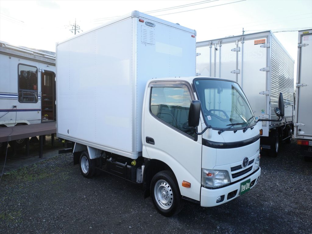 最大積載量1150Kg 車両総重量3435Kg 現在のオートマ限定普通免許で運転できます！