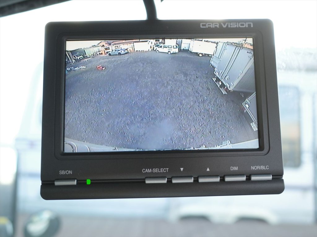 バックカメラも装備されております！