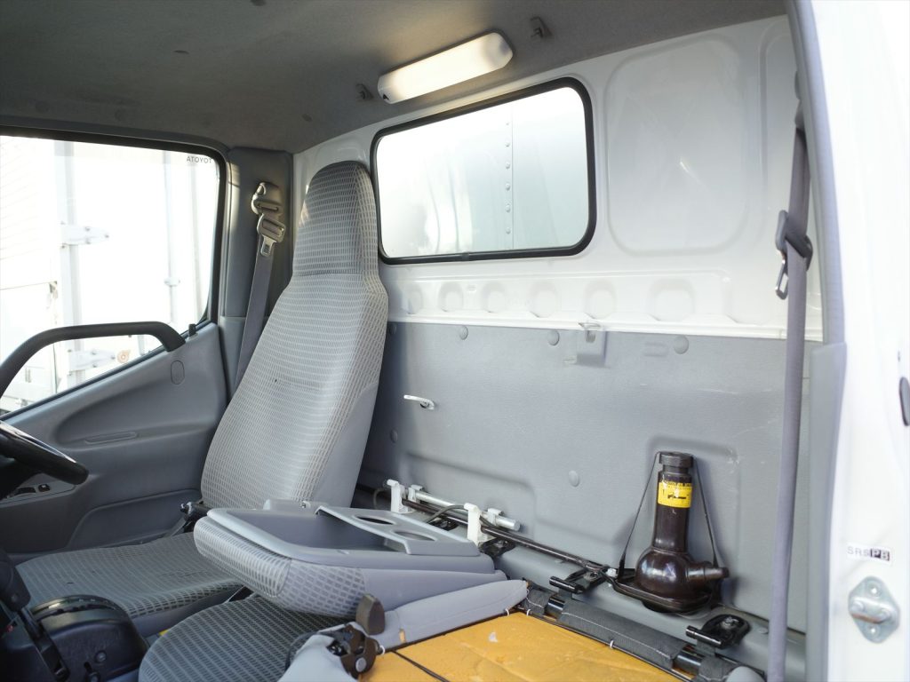 このとおりヤニ汚れも無くとてもきれいなお車です！