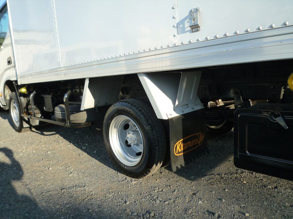 下回りも大きなさびも無く状態良好です!