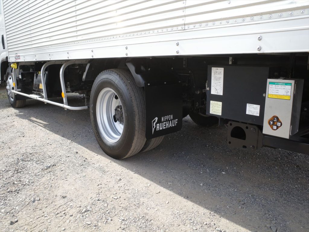 下回りも大きなさびも無く状態良好です！