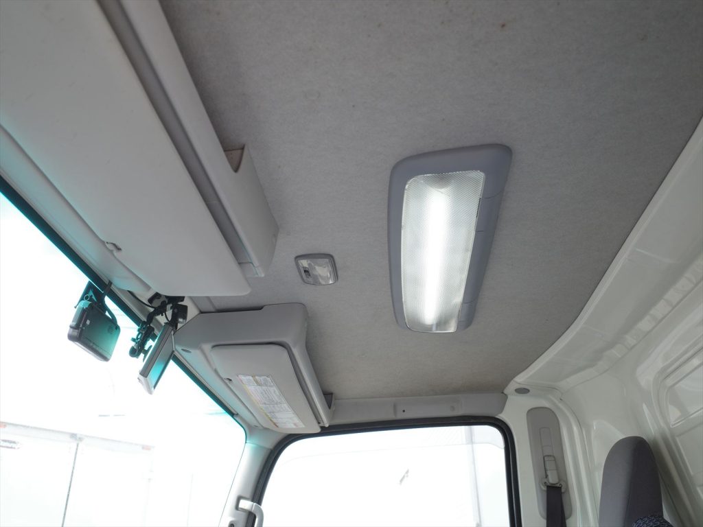 天井もヤニ汚れも無くとてもきれいなお車です！