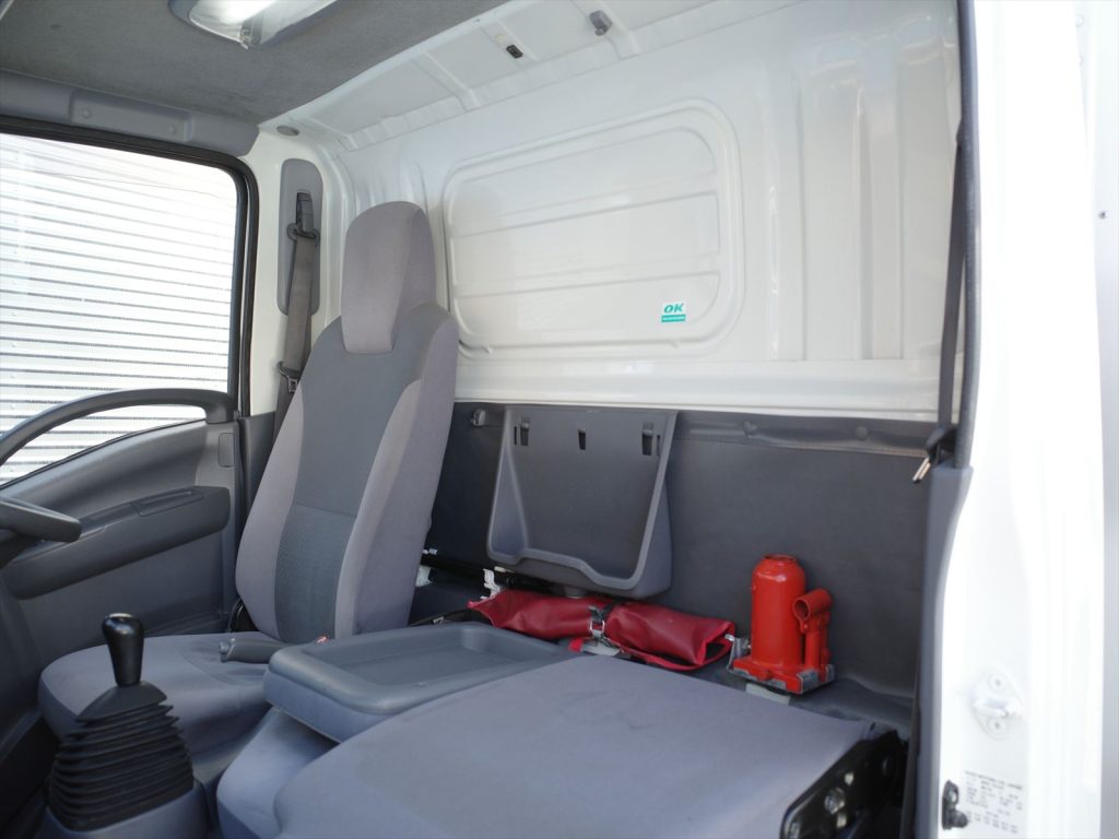 このとおりヤニ汚れも無くとてもきれいなお車です！