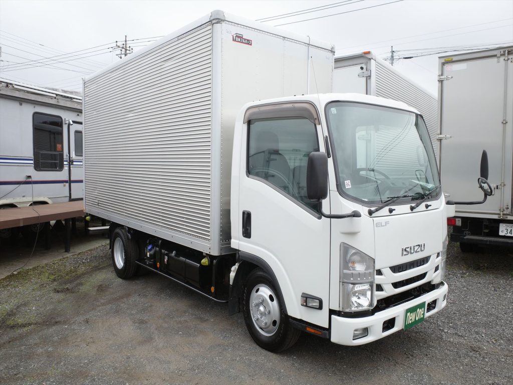 最大積載量2950Kg 車両総重量6175Kg