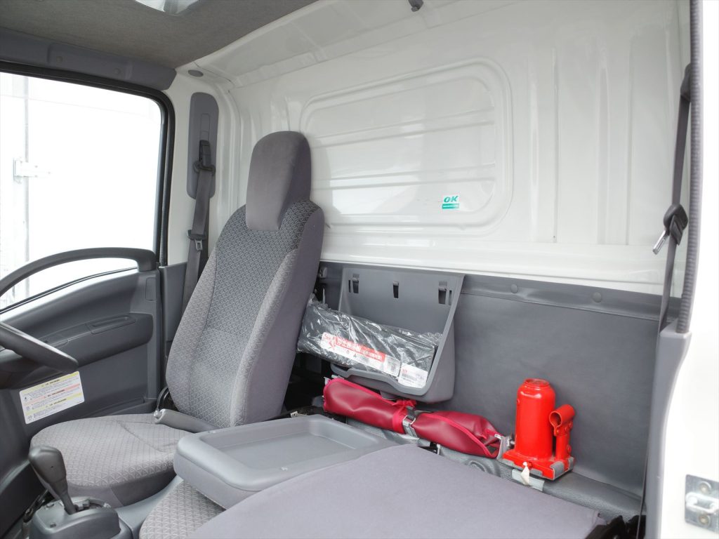 このとおりヤニ汚れも無くとてもきれいなお車です!